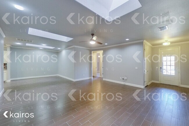 Foto del edificio - 7308 Mosley St