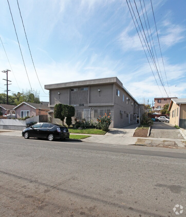 Primary Photo - 1315 Bates Ave