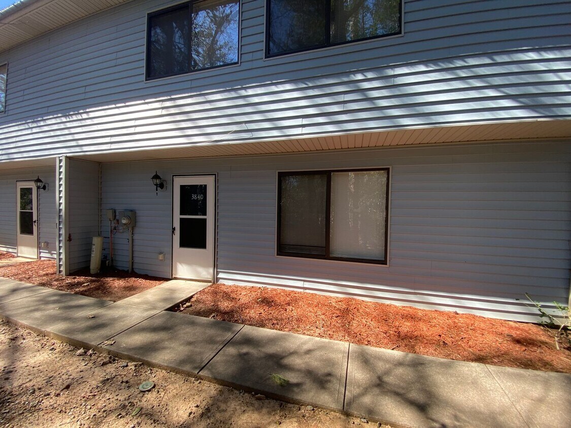 3840 Mulkey Cir SW Unit 3840, Marietta, GA 30008 Room for Rent in