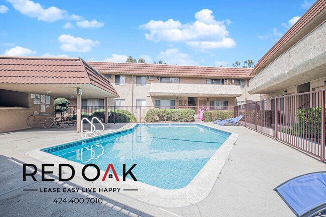 Foto del edificio - 821 N Wilcox Ave