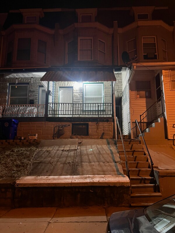 Foto del edificio - 735 Birch St
