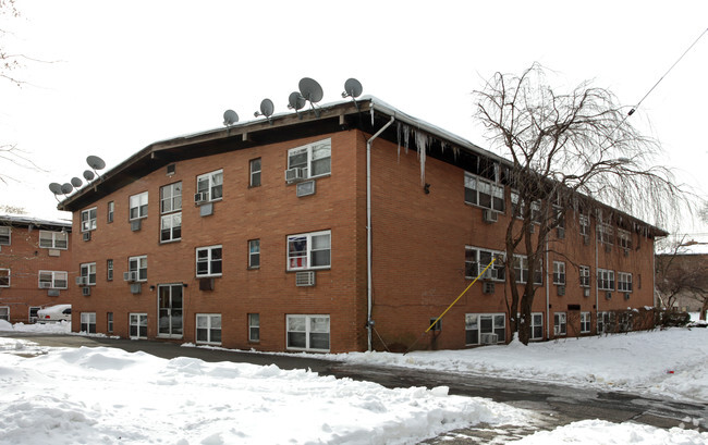 Building Photo - 653-663 N Broad St