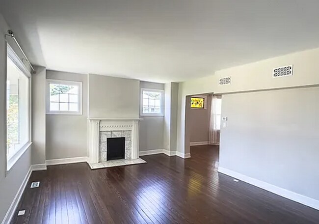 Building Photo - 6580 Kugler Mill Rd