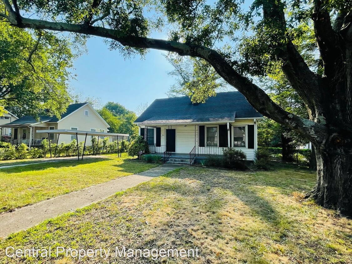 Primary Photo - 2 br, 1 bath House - 68 Blake St