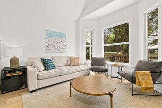 Building Photo - 90 De Haven St