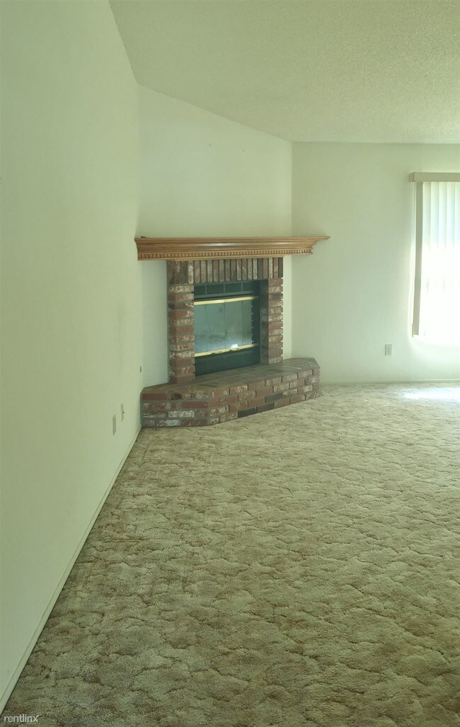 Foto del edificio - 3 br, 2 bath House - 335 Bree Drive