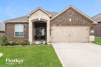 Building Photo - 21218 Opal Oak Dr
