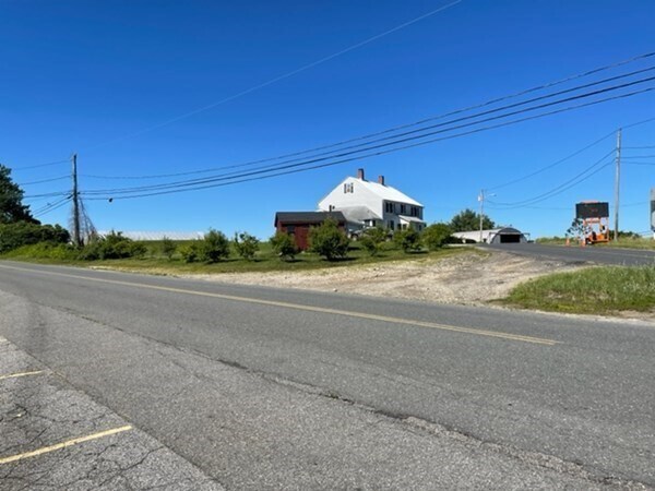 Foto del edificio - 290 Dresser Hill Rd
