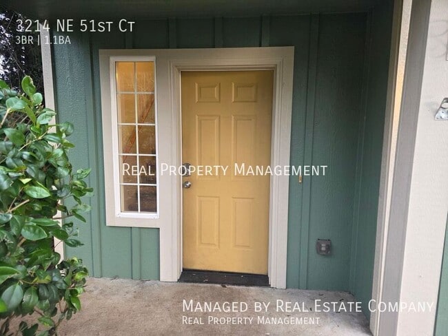 Building Photo - 3214 NE 51st Ct