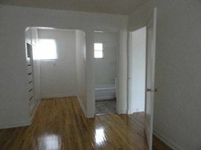 Foto del edificio - 1339 San Mateo Blvd SE