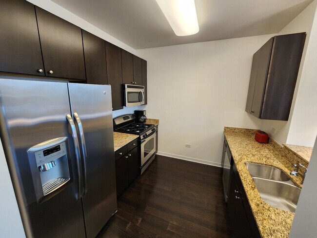 Foto del edificio - 757 N Orleans St