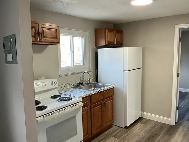 Foto del edificio - 10905 Mt Carmel Rd