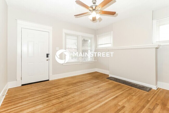 Foto del edificio - 3 Bedroom Pet-Friendly Home in Louisville,...