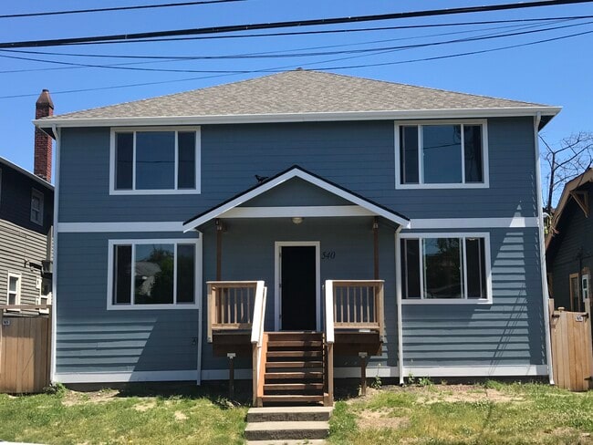 Front entry - 540 27th Ave