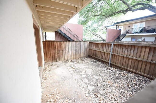 Foto del edificio - 4206 Hawthorne Ave