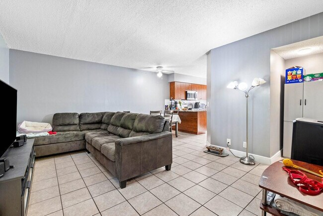 Foto del edificio - 1831 NW 94th Ave