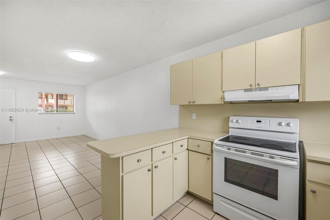 Foto del edificio - 6165 W 22nd Ct