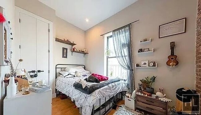 Foto del edificio - 295A Bainbridge St.