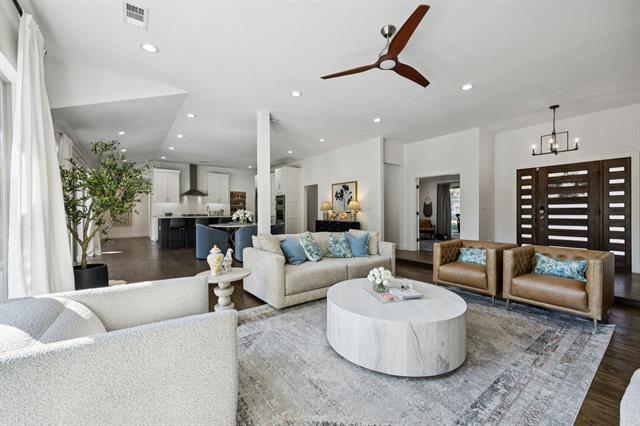 Foto del edificio - 4032 Allencrest Ln