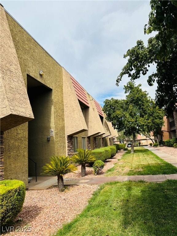 Building Photo - 5080 Indian River Dr