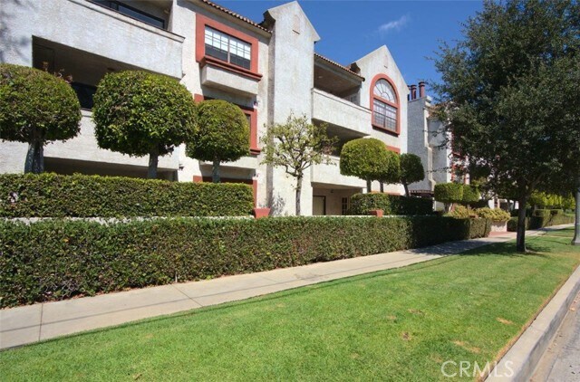 Building Photo - 130 Monterey Rd