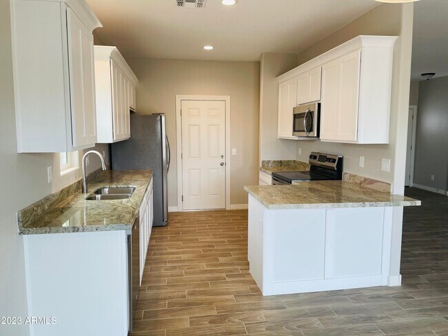 Building Photo - 11176 Cambria Cir