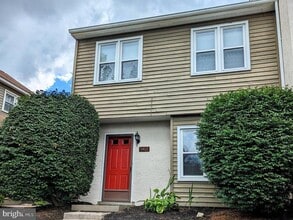 Building Photo - 5408 Lister Ct