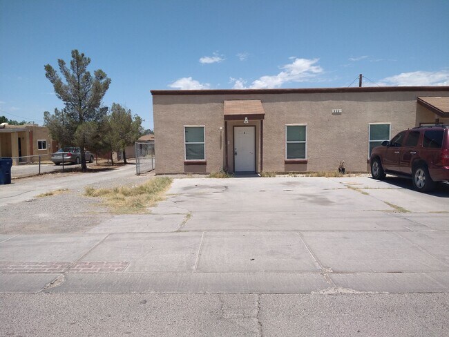 Foto del edificio - 333 Milton Rd