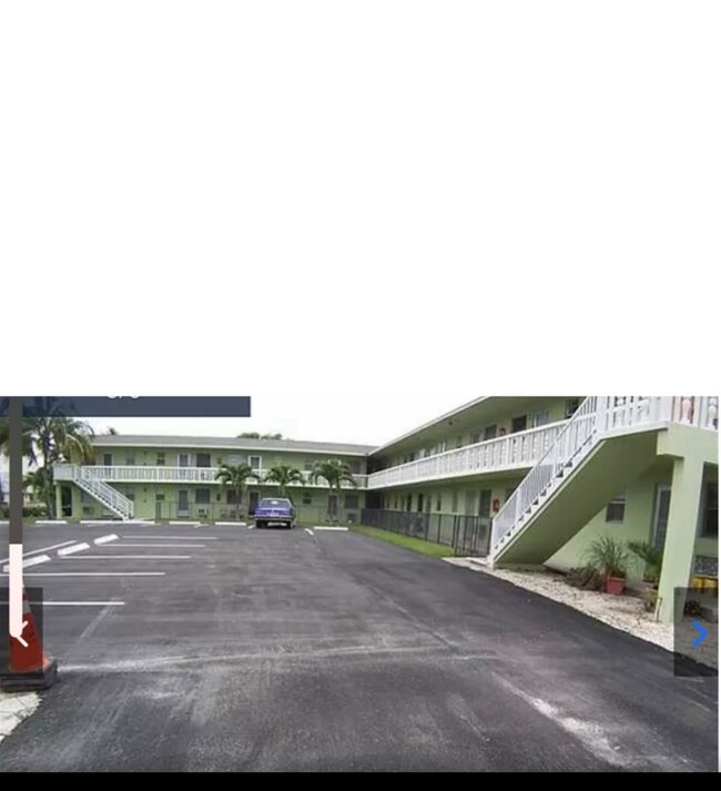 Foto del edificio - 702 N L St