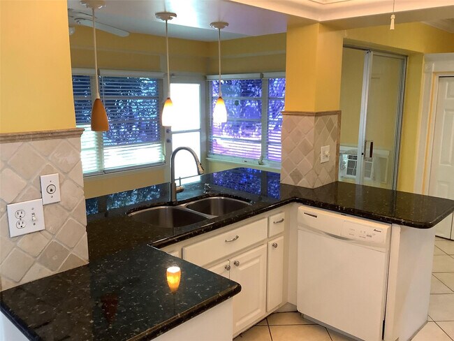 Foto del edificio - 4481 NW 1st Terrace