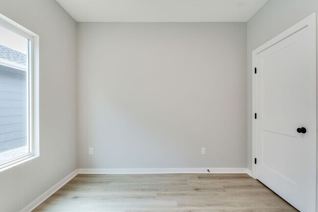 Foto del edificio - Skyway- Oliver Plan