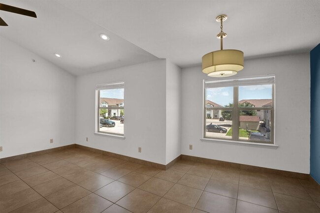 Foto del edificio - 7607 King Arthurs Ct