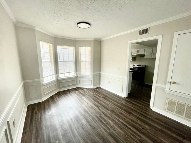 Foto del edificio - 2 Bedroom Townhome in NE Jackson!