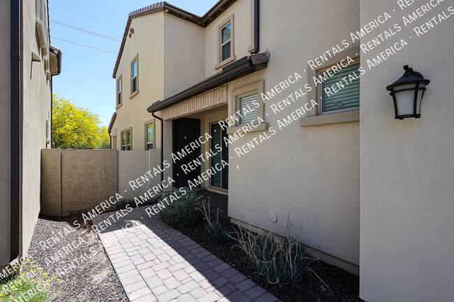 Foto del edificio - 1929 S Follett Way
