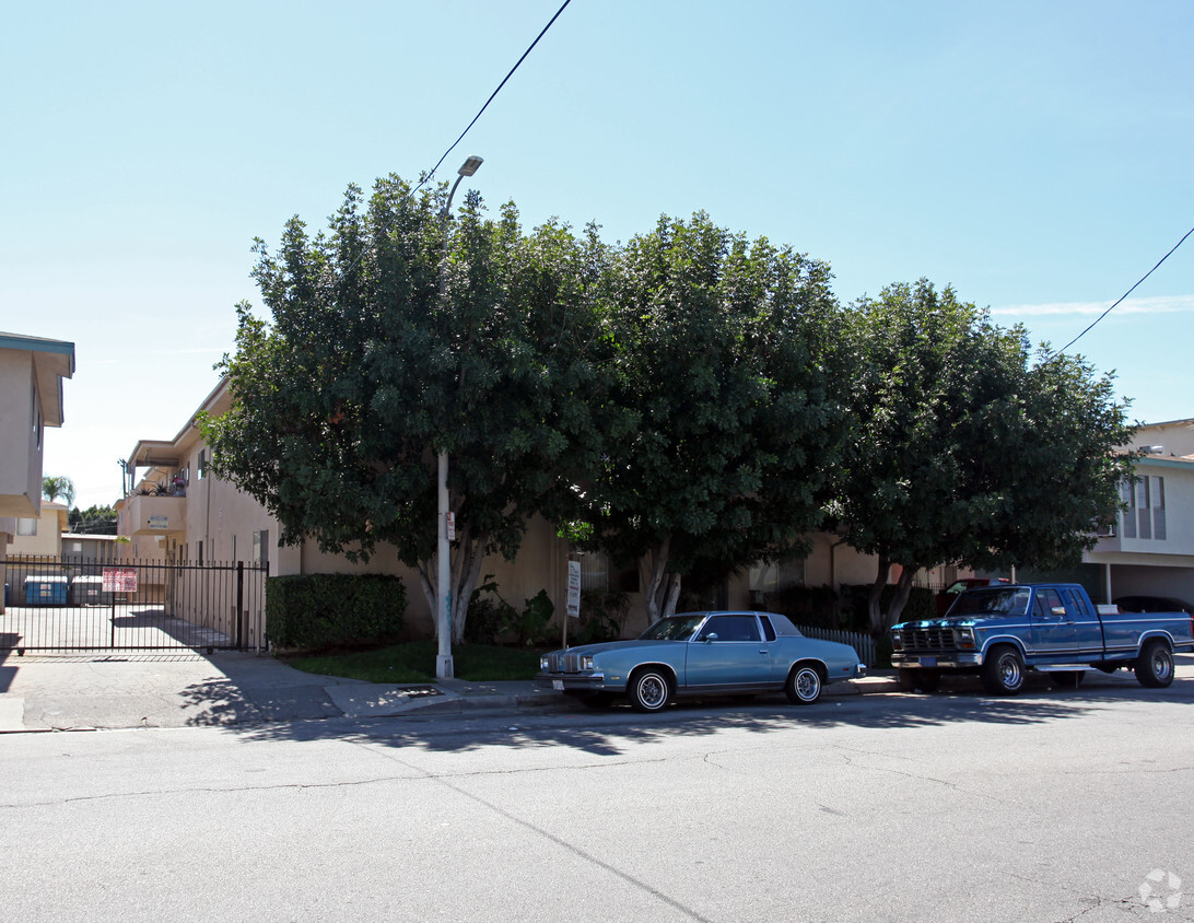 Foto del edificio - 18422 Napa St