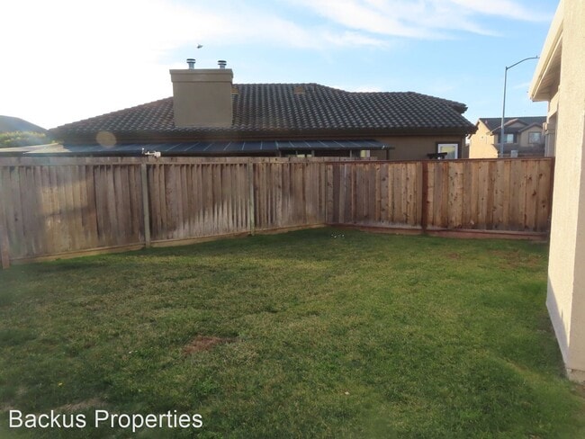 Building Photo - 4 br, 3 bath House - 5 Cabernet Circle