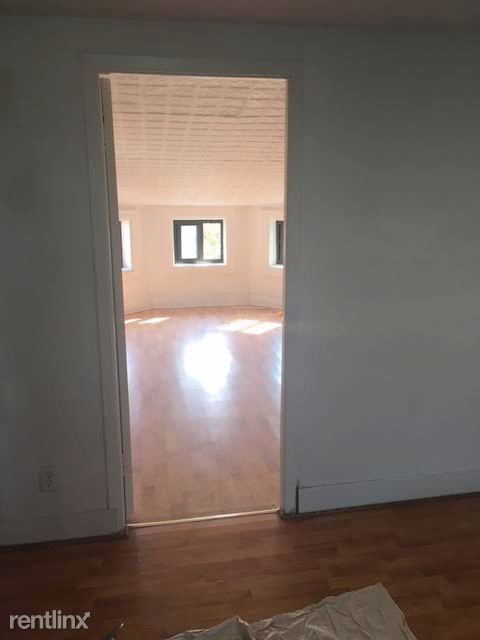 Building Photo - 446 54th St