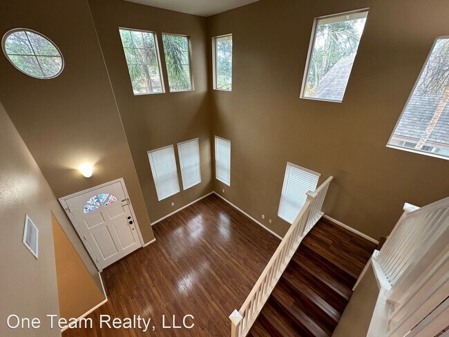 Building Photo - 4 br, 3.5 bath House - 91-1042 Kaihohonu St