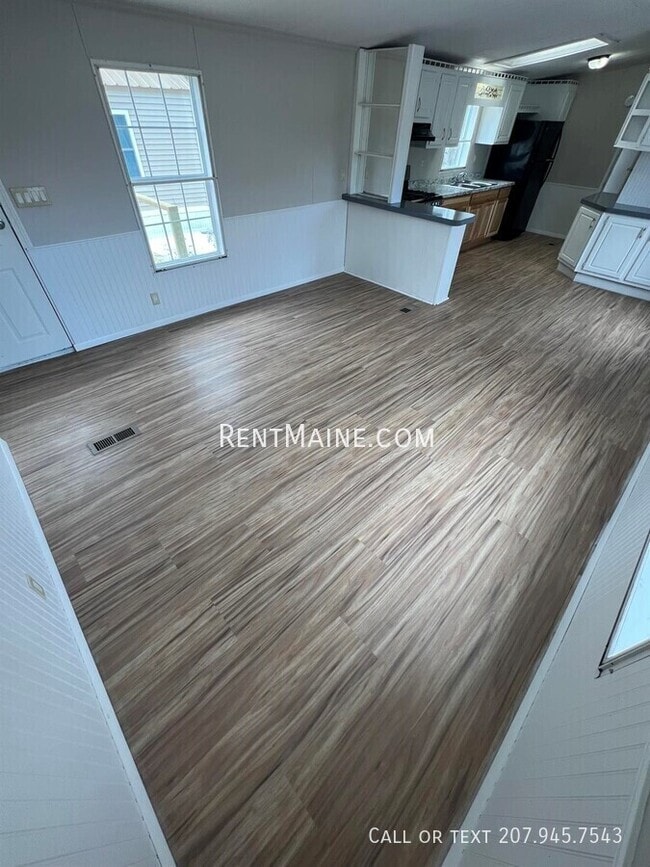 Building Photo - 45 Pheasant Hill Trailer Park