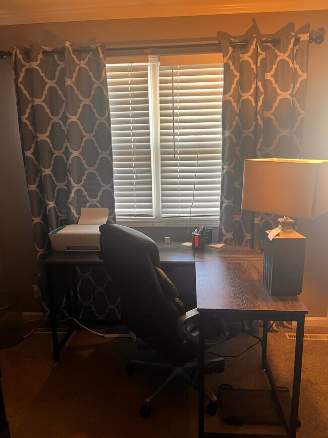 Foto del edificio - 2829 E Wood St