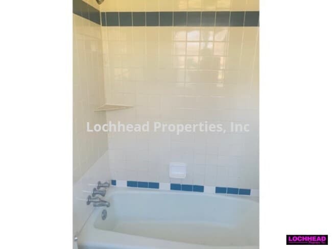 Building Photo - MUST SEE!!!! 1 BEDROOM!!!!