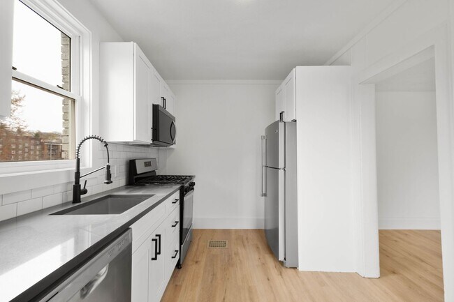 Foto del edificio - 1117 McNeilly Ave