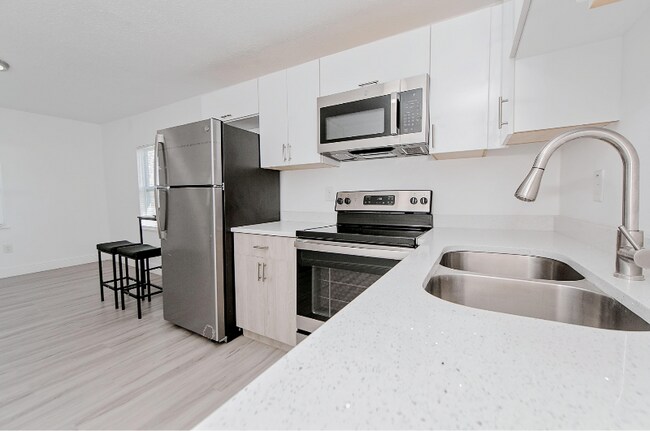 Foto del edificio - 905 W 12th St