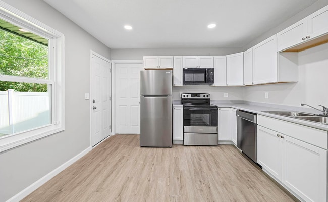 Photo - 101 Vicksburg Ln House