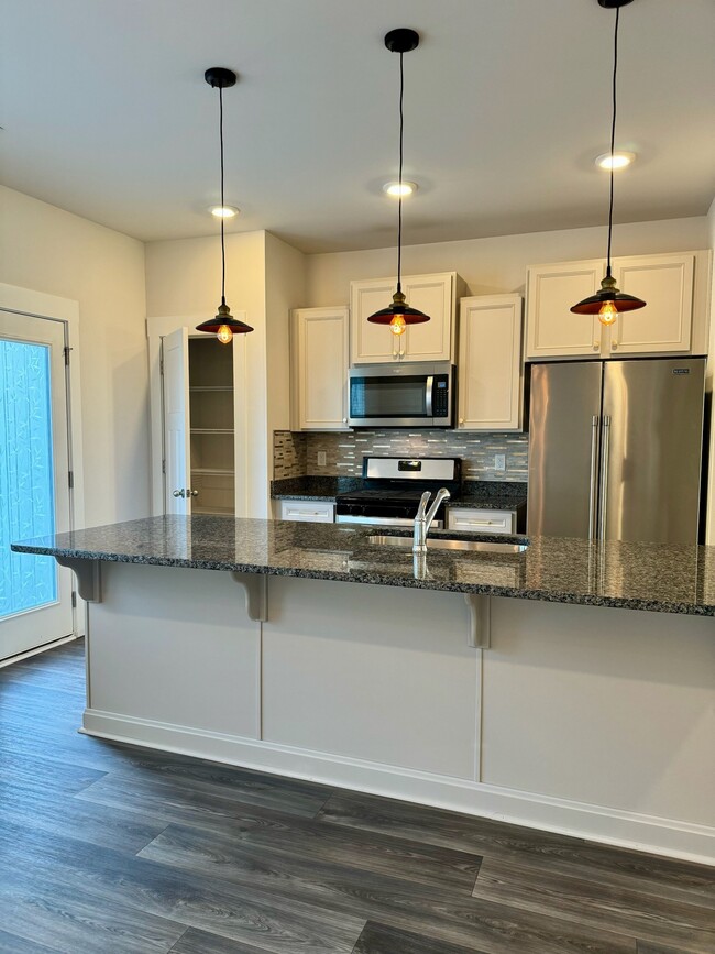 Building Photo - 235 Waverton Dr