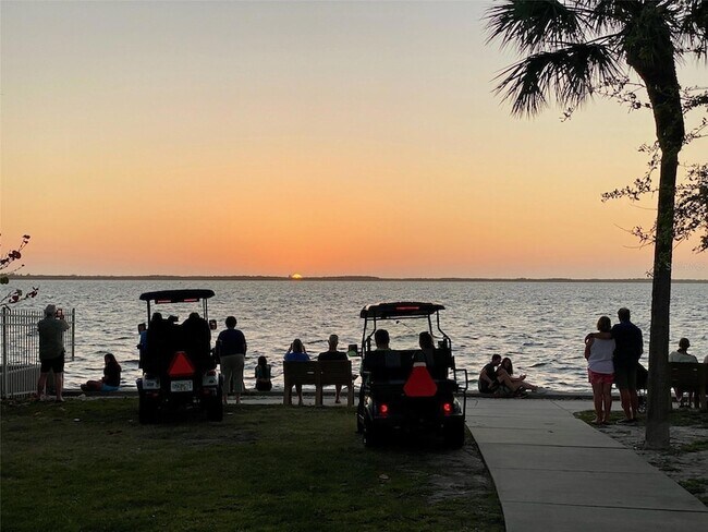 Foto del edificio - 1600 Pasadena Dr