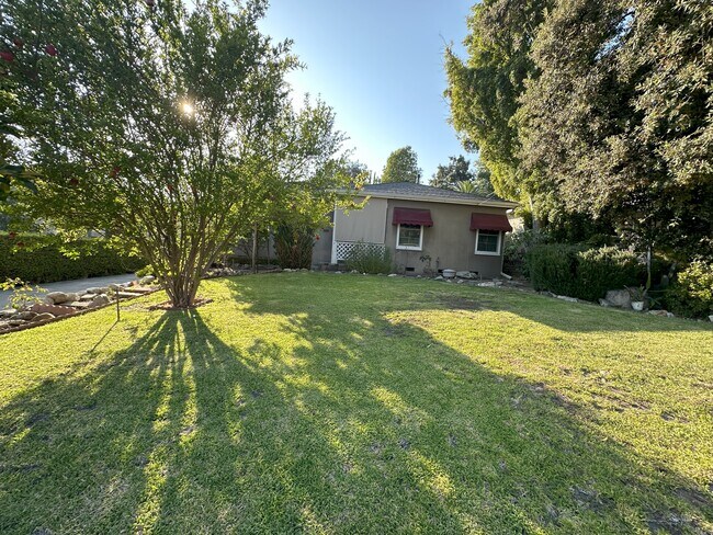 Street view pm - 325 Valle Vista Ave