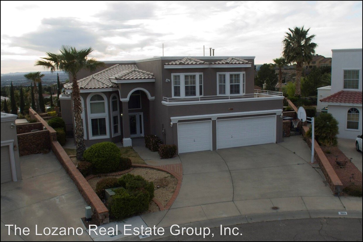Primary Photo - 5 br, 3 bath House - 909 Via Descanso Drive