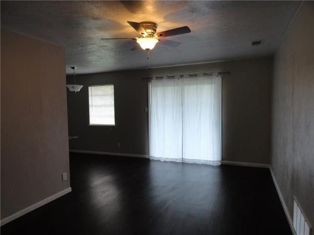 Foto del edificio - 1205 S Benton St