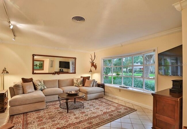 Foto del edificio - 5024 W Dickens Ave